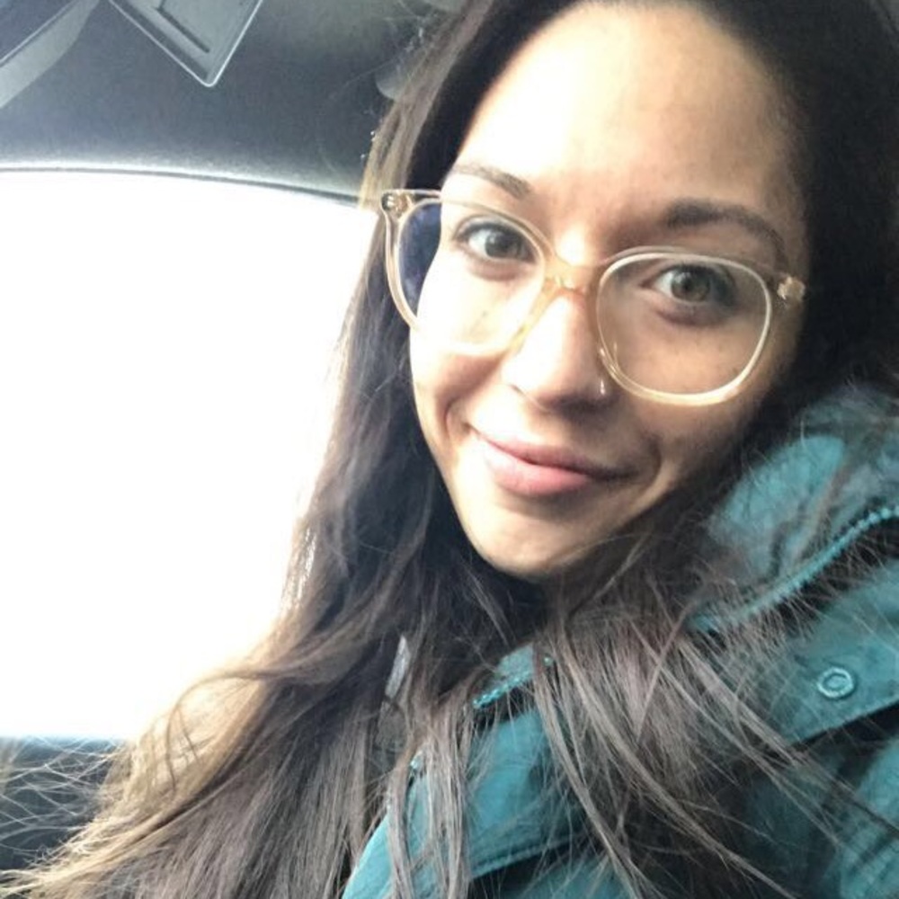 Meet your Posher, Cristina